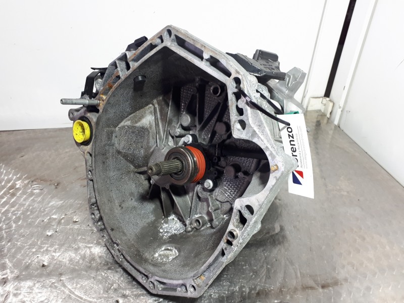Recambio de caja cambios para renault megane iii coupé-cabrio floride referencia OEM IAM TL4A018  