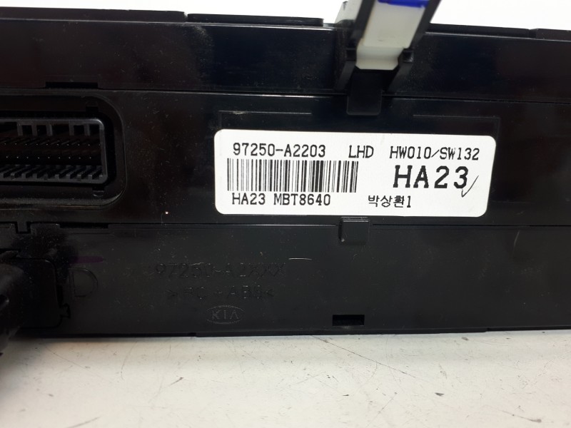 Recambio de mando climatizador para kia cee´d drive referencia OEM IAM 97250A2203  