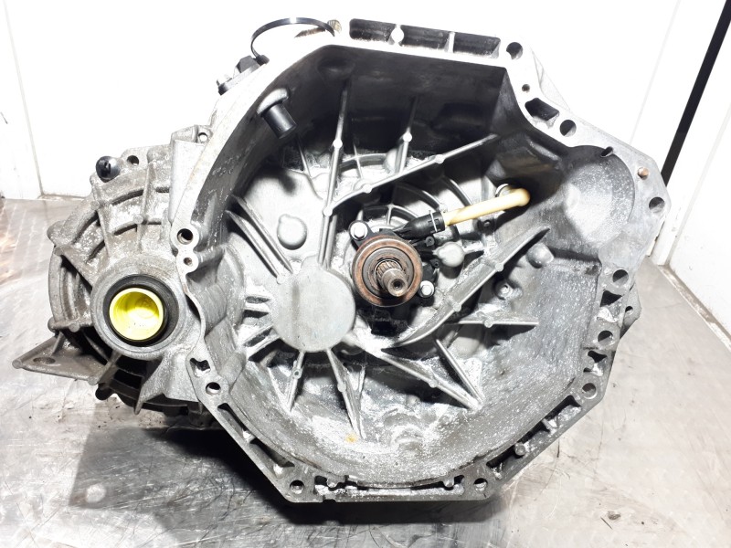 Recambio de caja cambios para renault scenic iii dynamique referencia OEM IAM ND4009  