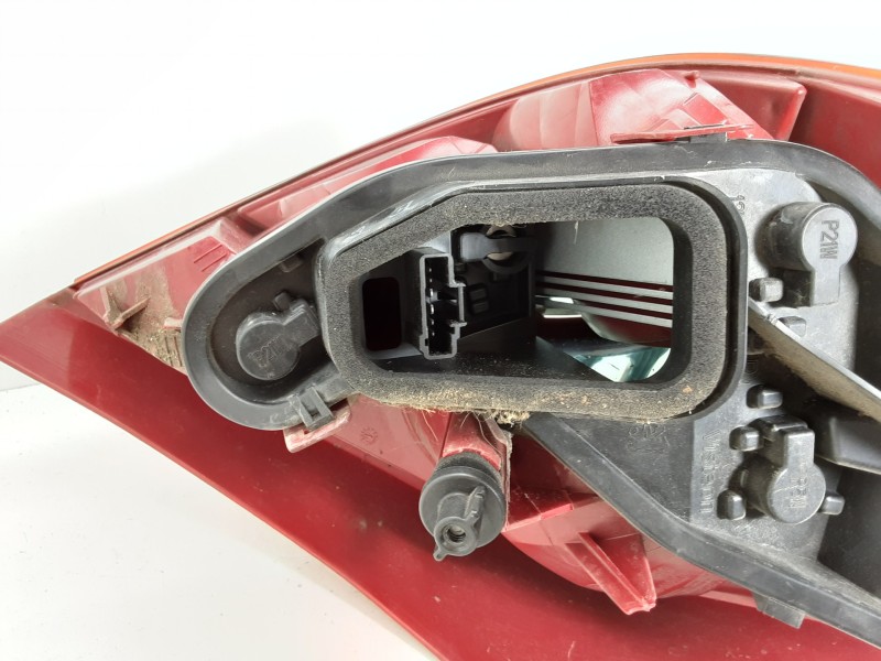 Recambio de piloto trasero derecho para peugeot 207 premium referencia OEM IAM 9649986580  