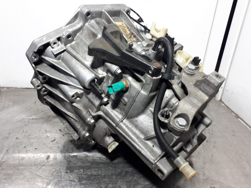 Recambio de caja cambios para renault scenic iii dynamique referencia OEM IAM ND4009  