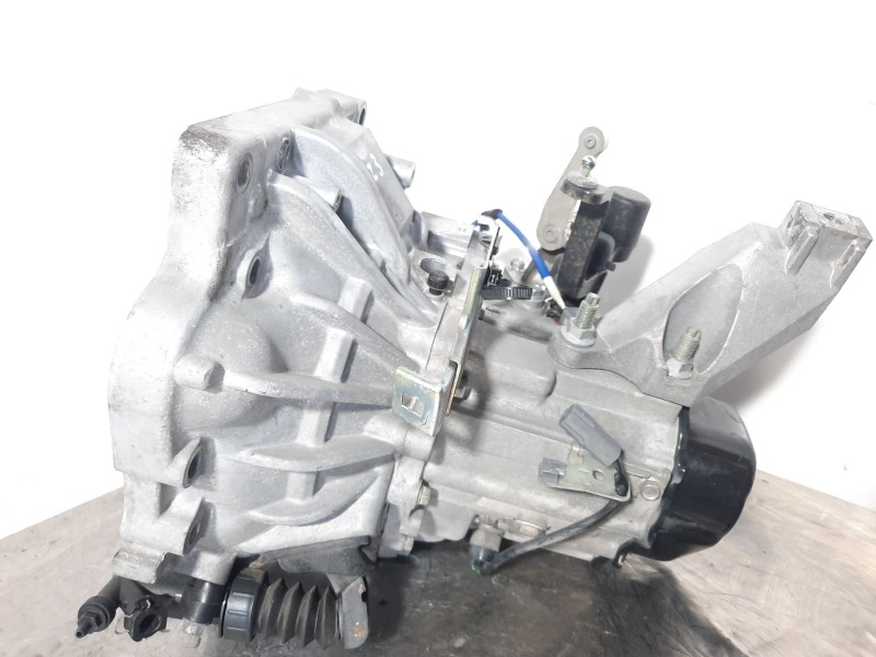 Recambio de caja cambios para mazda 3 (bk) 1.6 (bk14) referencia OEM IAM 6TH0202024  