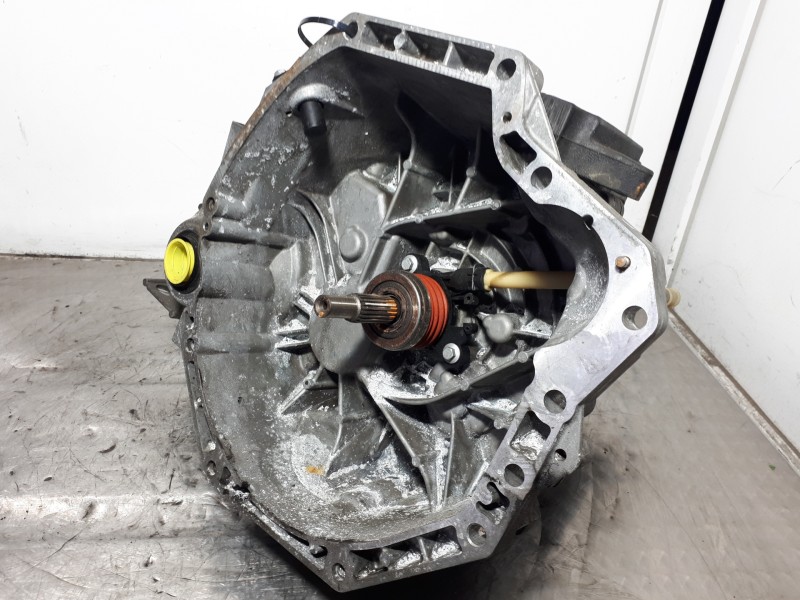 Recambio de caja cambios para renault scenic iii dynamique referencia OEM IAM ND4009  