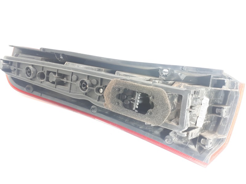 Recambio de piloto trasero derecho para opel meriva cosmo referencia OEM IAM 93294346  