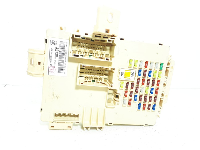 Recambio de caja reles / fusibles para kia cee´d drive referencia OEM IAM 91950A21301317303007 A21301703030294 