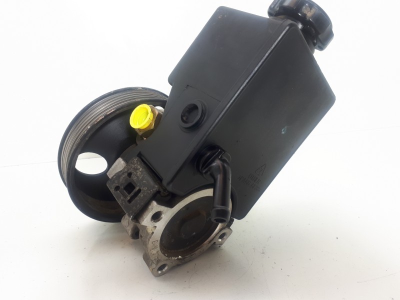 Recambio de bomba direccion para ssangyong rexton 270 xdi limited referencia OEM IAM NS4540647  