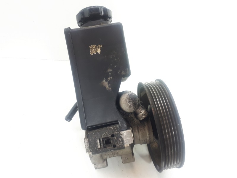 Recambio de bomba direccion para ssangyong rexton 270 xdi limited referencia OEM IAM NS4540647  