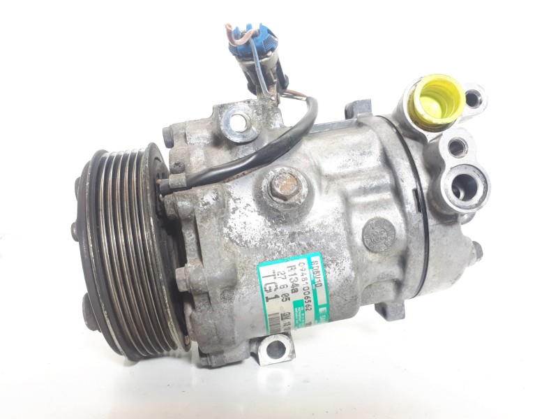 Recambio de compresor aire acondicionado para opel tigra twin top cosmo referencia OEM IAM 13106850 1512F 