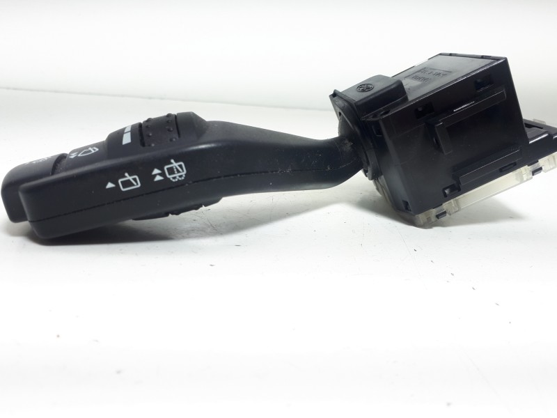 Recambio de mando limpia para ford focus berlina (cap) s referencia OEM IAM 4M5T17A553BD  