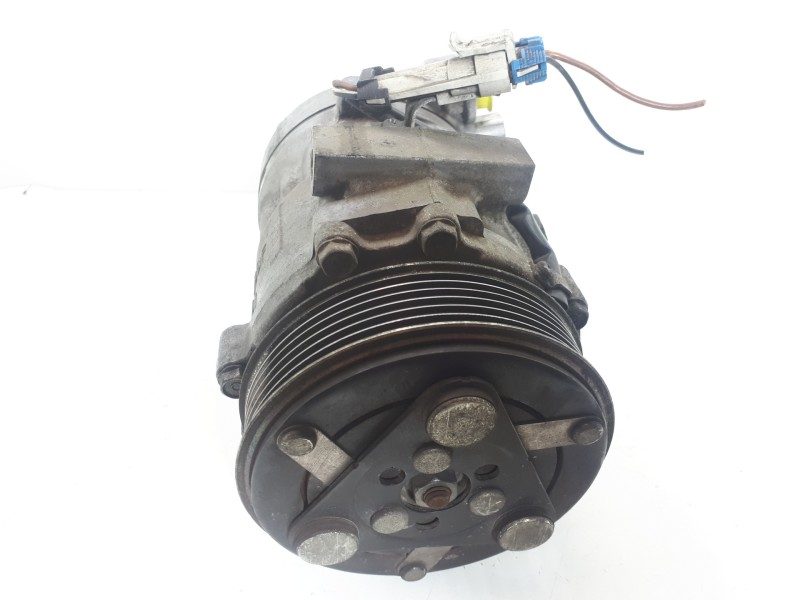 Recambio de compresor aire acondicionado para opel tigra twin top cosmo referencia OEM IAM 13106850 1512F 