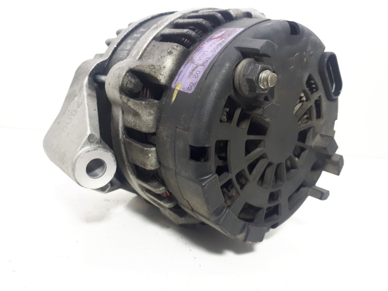 Recambio de alternador para ssangyong rodius xdi premium referencia OEM IAM A6651540202 140A 