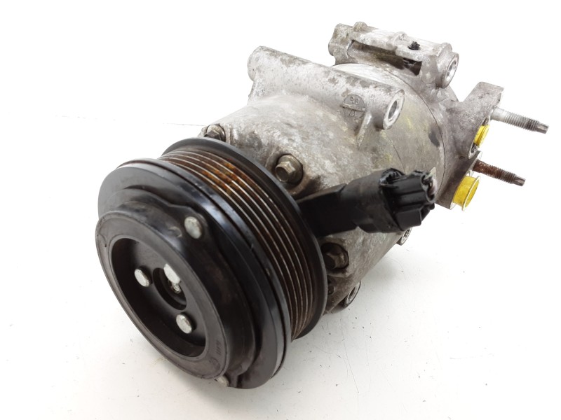 Recambio de compresor aire acondicionado para ford fiesta (ccn) black&white edition referencia OEM IAM AV1119D629BC  