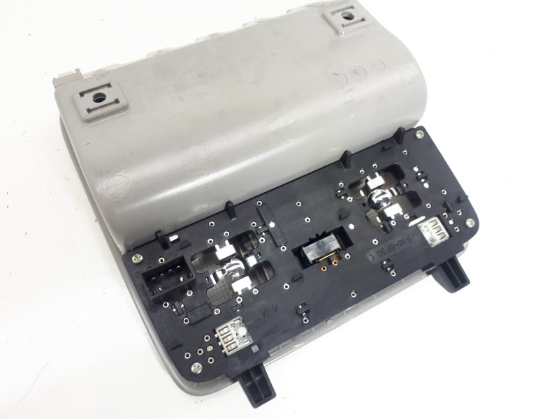 Recambio de luz interior para kia cee´d drive referencia OEM IAM 92800A50XX  