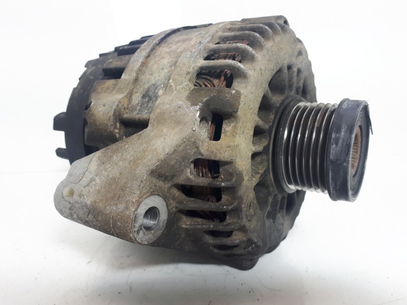 Recambio de alternador para ssangyong rexton 270 xdi limited referencia OEM IAM   