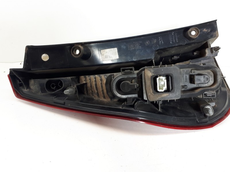 Recambio de piloto trasero derecho para renault scenic iii dynamique referencia OEM IAM 265500013R  