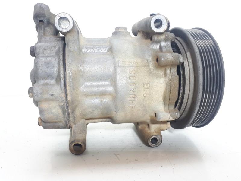 Recambio de compresor aire acondicionado para renault kangoo (f/kc0) 4x4 expression (kc0s/v) referencia OEM IAM 7700111235G 1417