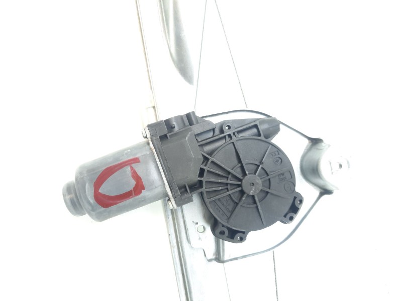 Recambio de elevalunas trasero derecho para renault clio iii 1.6 16v referencia OEM IAM  31424 