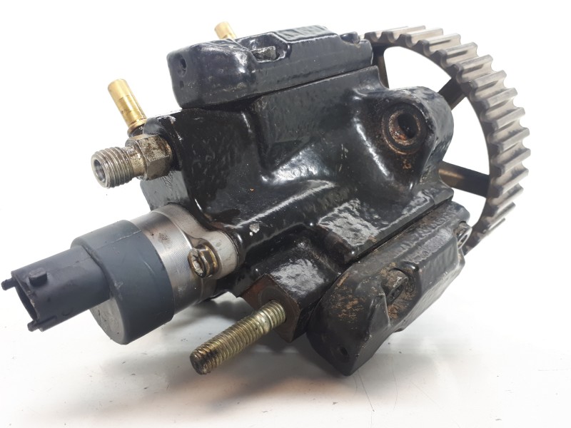Recambio de bomba inyeccion para renault kangoo (f/kc0) 4x4 expression (kc0s/v) referencia OEM IAM 7700111010 0445010018 CRCP1S3