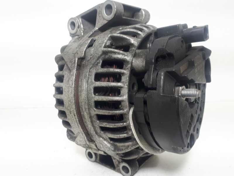 Recambio de alternador para audi a4 berlina (8e) 2.0 fsi referencia OEM IAM 06B903016AB 0124525009381 140A