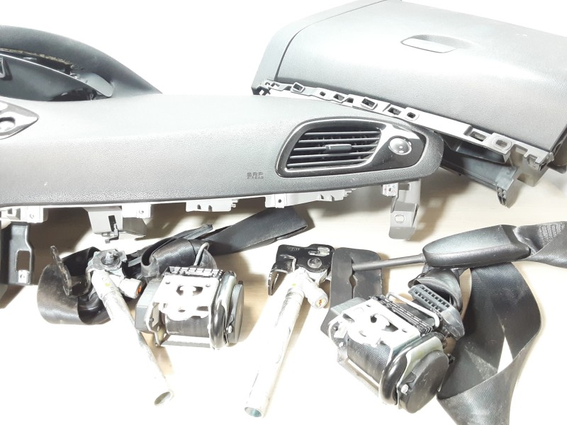 Recambio de kit airbag para renault scenic iii dynamique referencia OEM IAM   