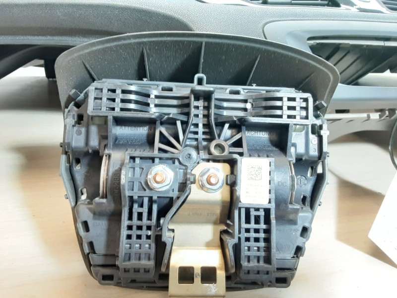 Recambio de kit airbag para renault scenic iii dynamique referencia OEM IAM   