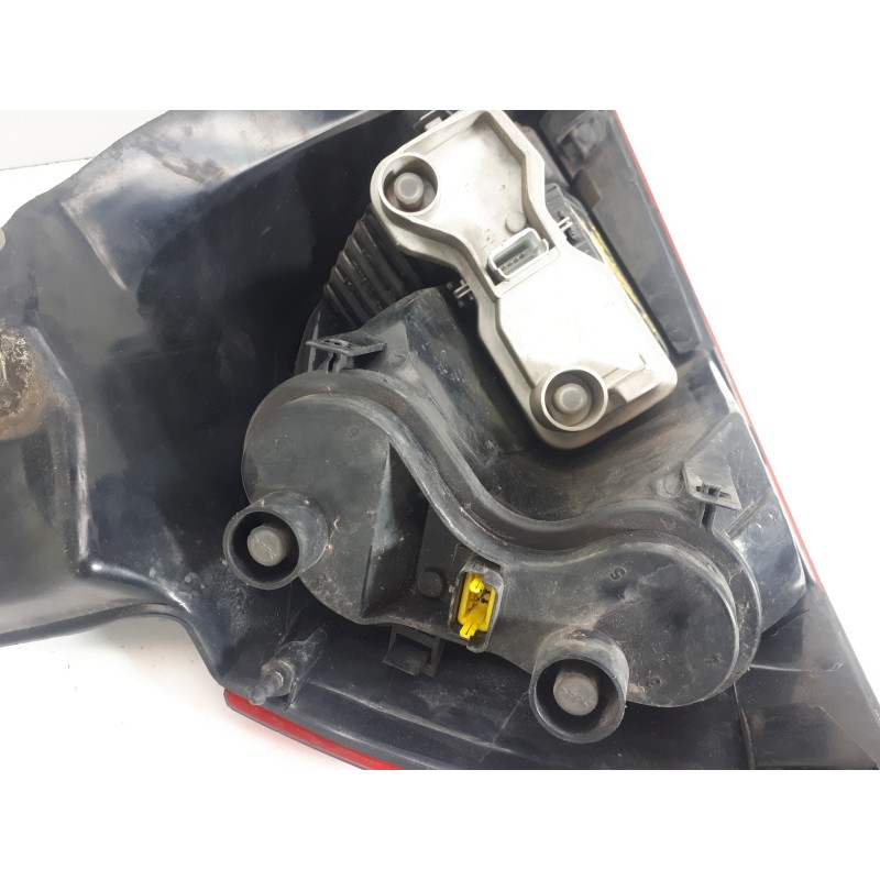 Recambio de piloto trasero izquierdo para renault megane ii classic berlina confort authentique referencia OEM IAM 8200073237E 8