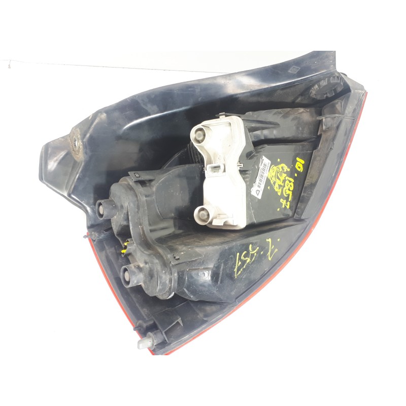 Recambio de piloto trasero izquierdo para renault megane ii classic berlina confort authentique referencia OEM IAM 8200073237E 8