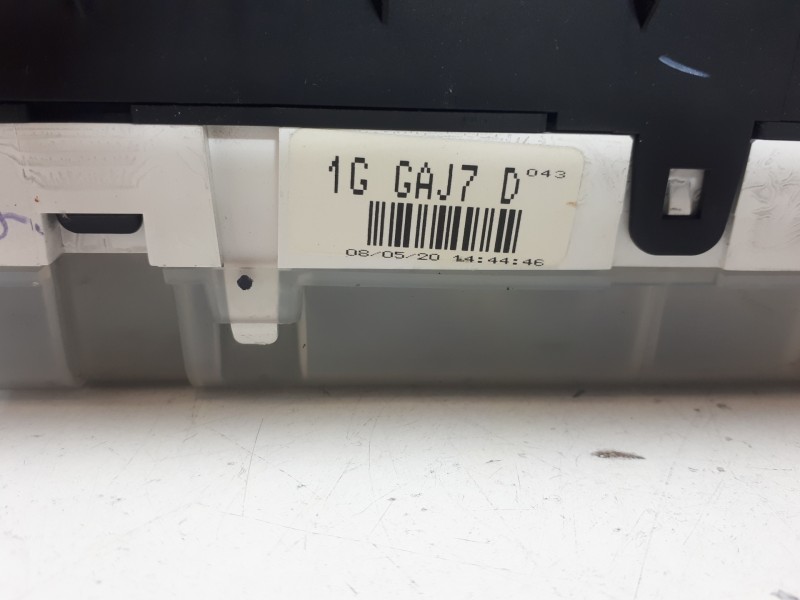 Recambio de cuadro instrumentos para mazda 6 lim. (gh) 2.0 crtd 140cv active (5-ptas.) referencia OEM IAM 1GGAJ7D043A  