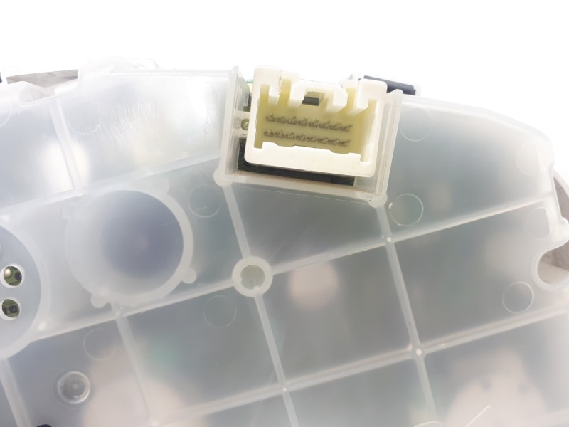 Recambio de cuadro instrumentos para mazda 6 lim. (gh) 2.0 crtd 140cv active (5-ptas.) referencia OEM IAM 1GGAJ7D043A  