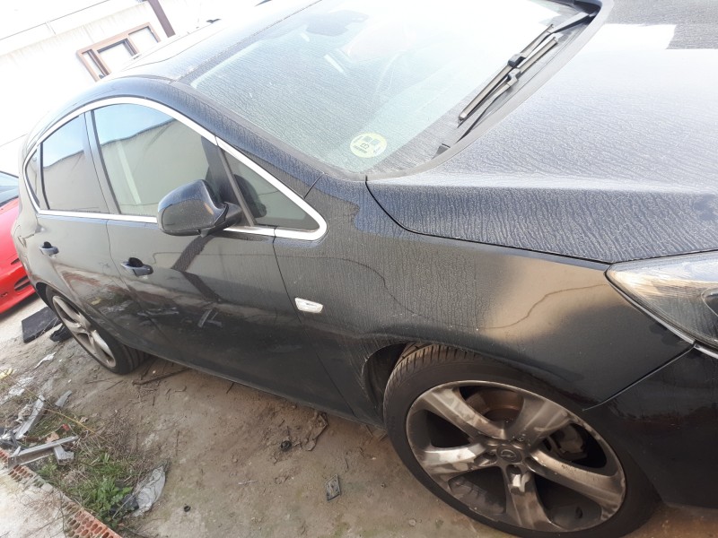 opel astra j lim. del año 2010