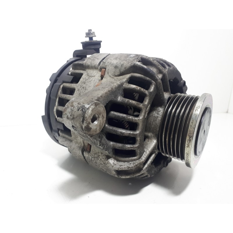 Recambio de alternador para toyota yaris (ksp9/scp9/nlp9) básico referencia OEM IAM 270600N011 0124225055 90A