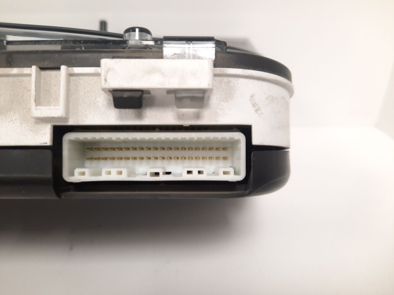 Recambio de cuadro instrumentos para toyota corolla verso (r1) 1.8 luna referencia OEM IAM 838000F020L  MB2574203649