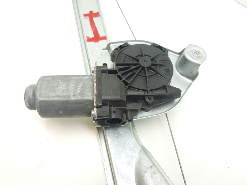 Recambio de elevalunas trasero izquierdo para renault clio iii 1.6 16v referencia OEM IAM  31425 