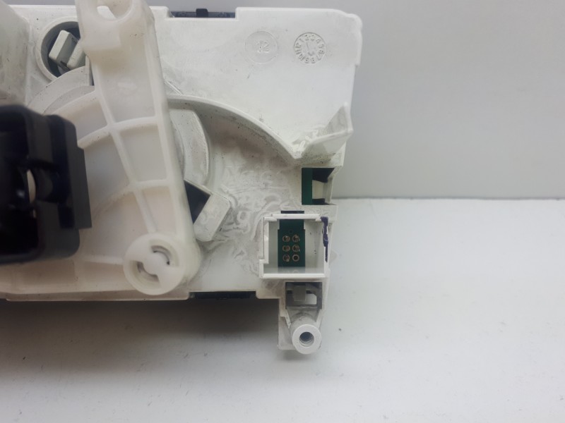 Recambio de mando calefaccion / aire acondicionado para peugeot 308 access referencia OEM IAM   