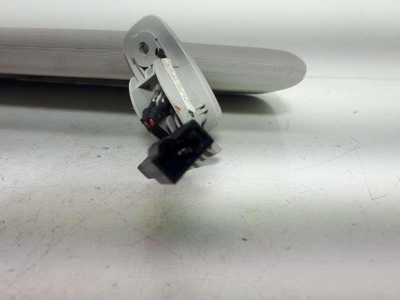 Recambio de parasol derecho para volkswagen touran (1t1) trendline referencia OEM IAM 1T0857552F4  