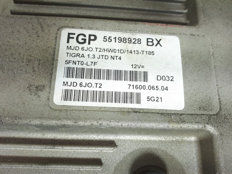 Recambio de centralita motor uce para opel tigra twin top cosmo referencia OEM IAM 55198928BX  