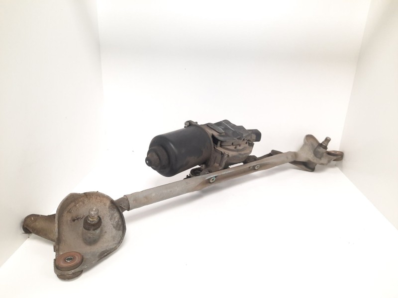 Recambio de motor limpia delantero para toyota corolla verso (r1) 1.8 luna referencia OEM IAM   