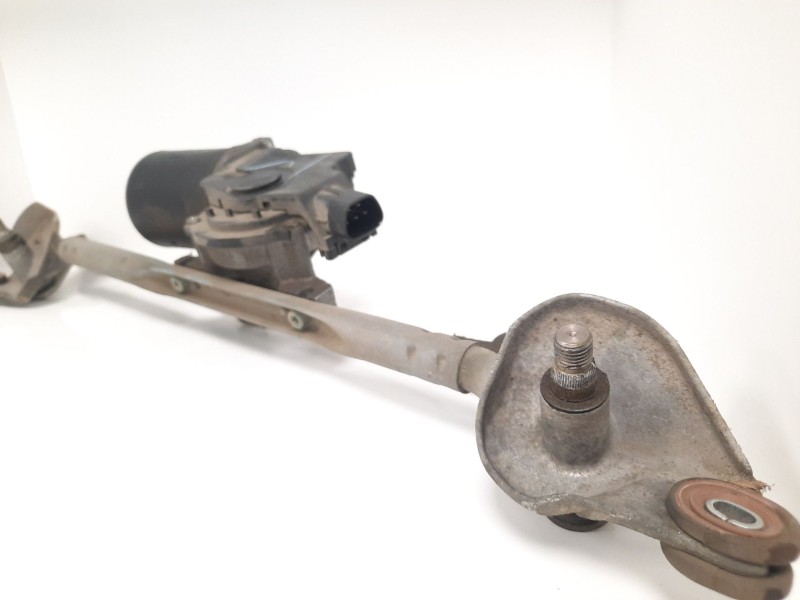 Recambio de motor limpia delantero para toyota corolla verso (r1) 1.8 luna referencia OEM IAM   