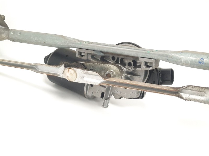 Recambio de motor limpia delantero para toyota corolla verso (r1) 1.8 luna referencia OEM IAM   