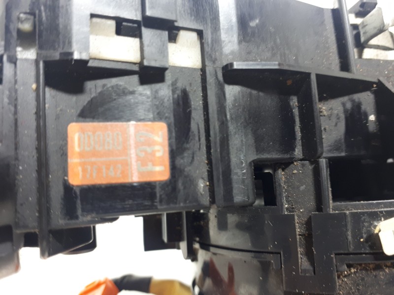 Recambio de mando intermitentes para toyota yaris (ksp9/scp9/nlp9) básico referencia OEM IAM 0D08017F142  