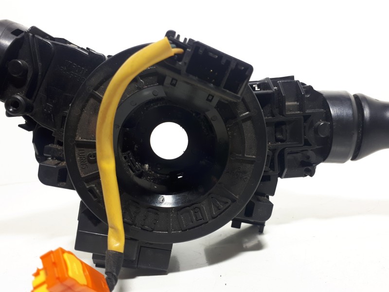 Recambio de mando intermitentes para toyota yaris (ksp9/scp9/nlp9) básico referencia OEM IAM 0D08017F142  