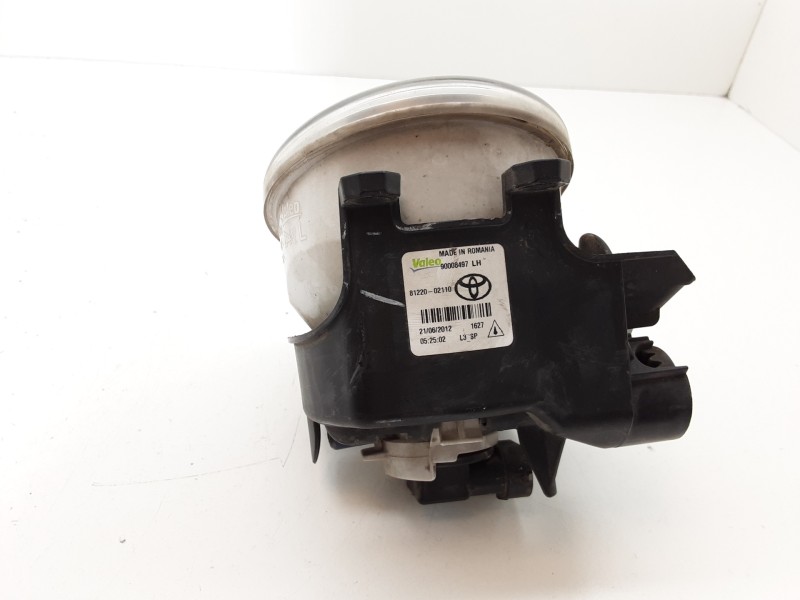 Recambio de faro antiniebla izquierdo para toyota yaris active hybrid referencia OEM IAM 8122002110 90008497LH 