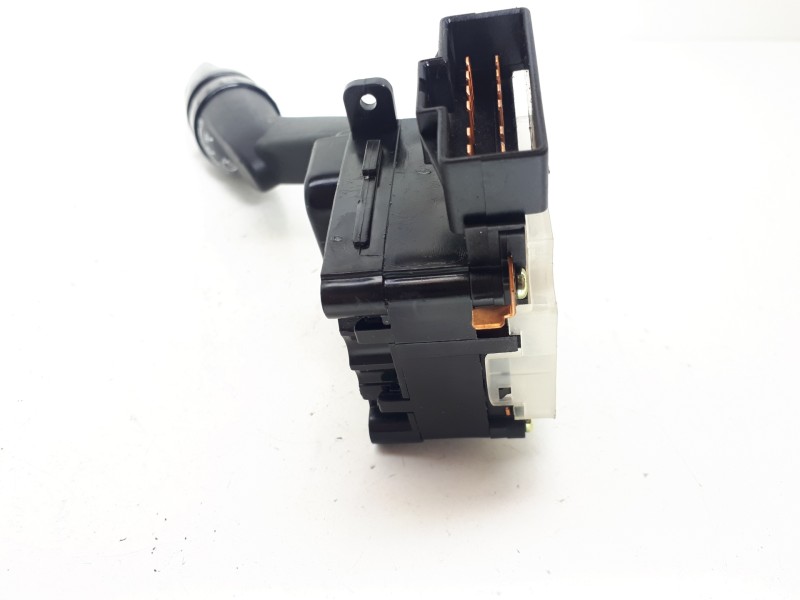 Recambio de mando limpia para ssangyong rexton w limited 4wd referencia OEM IAM   