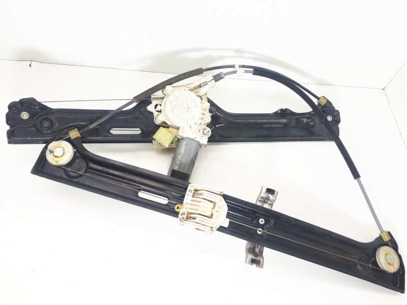 Recambio de elevalunas delantero izquierdo para bmw x5 (e70) 3.0d referencia OEM IAM 69672610  