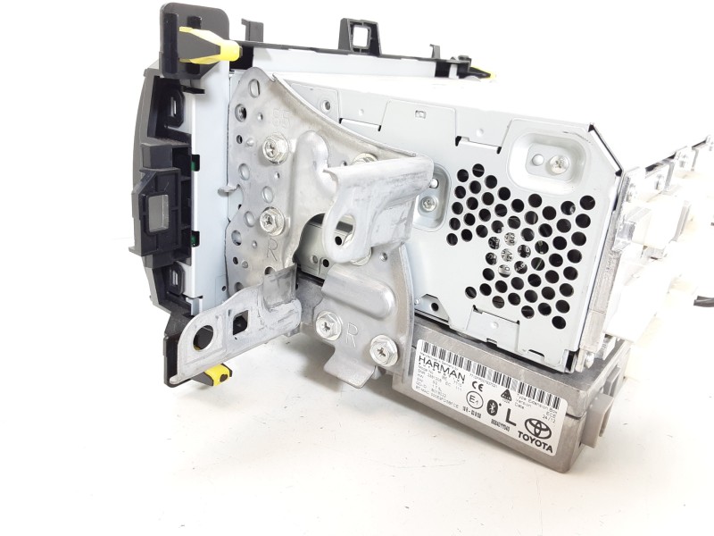 Recambio de sistema audio / radio cd para toyota yaris active hybrid referencia OEM IAM 861400D050  