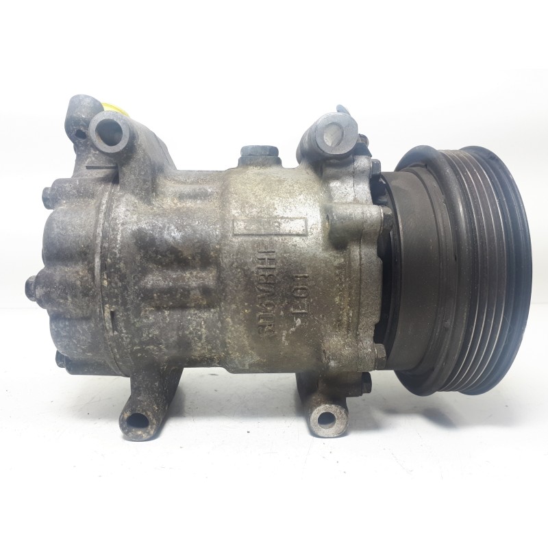 Recambio de compresor aire acondicionado para renault clio ii fase ii (b/cb0) societe generique referencia OEM IAM 7700273801 14