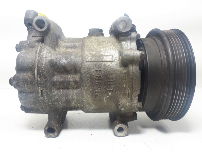 Recambio de compresor aire acondicionado para renault clio ii fase ii (b/cb0) societe generique referencia OEM IAM 7700273801 14