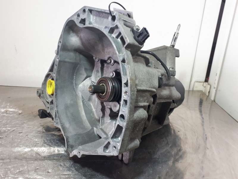 Recambio de caja cambios para nissan micra (k12e) acenta referencia OEM IAM JH3148  