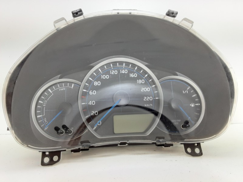 Recambio de cuadro instrumentos para toyota yaris active hybrid referencia OEM IAM 838000DT70 MB1575507732 