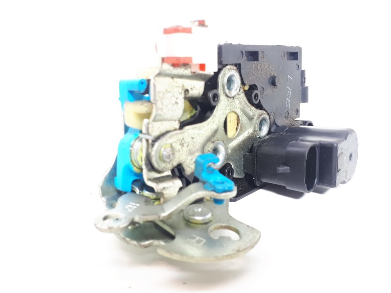 Recambio de cerradura puerta delantera derecha para ssangyong rexton w limited 4wd referencia OEM IAM   